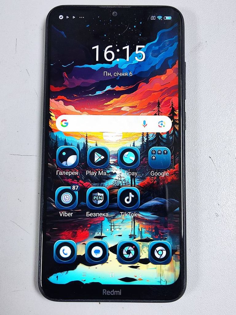 Купить Xiaomi Redmi 8 4/64GB Blue Б/У