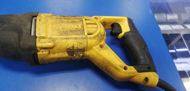 Объявление Dewalt DWE305PK Б/У