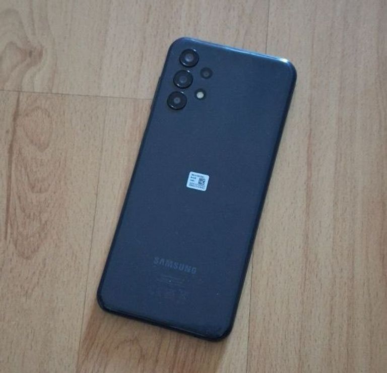 Объявление Samsung Galaxy A13 4/64GB Black (SM-A135FZKV) Б/У
