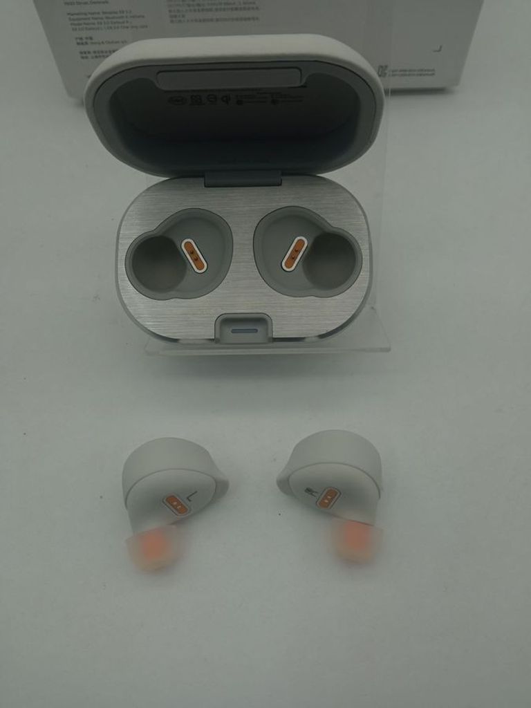 Объявление Bang & olufsen BeoPlay E8 Black Б/У