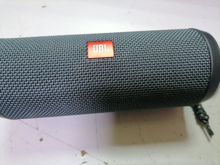 Объявление Jbl Flip Essential 2 Black (JBLFLIPES2) Б/У