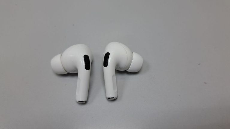 Розпродаж Apple airpods pro 2nd generation with magsafe charging case usb-c, продавець Техноскарб