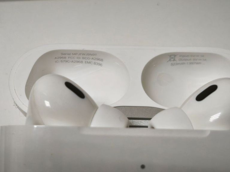 Объявление Apple airpods pro 2nd generation with magsafe charging case usb-c Б/У