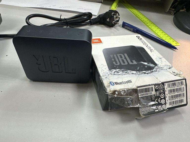 Дешево Jbl GO Essential Blue (JBLGOESBLU) з ломбарду