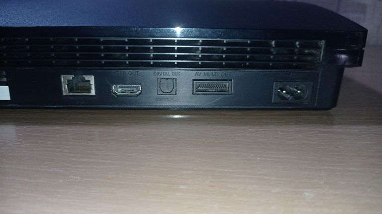 Оголошення Sony ps 3 slim 320gb Б/У