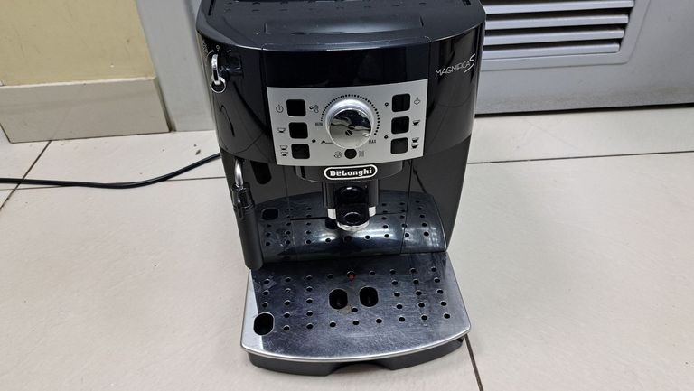 Купити Delonghi Magnifica S ECAM 22.110.B Б/У