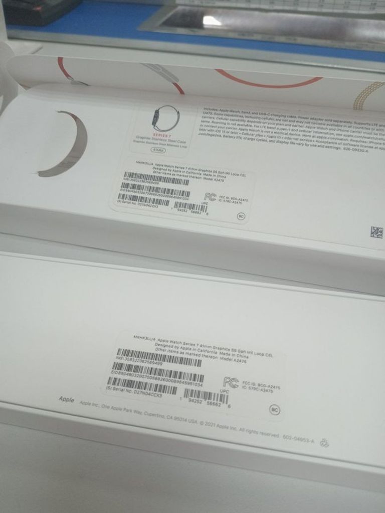 Apple Watch Series 5 LTE 44mm Steel w. Steel Milanese Loop - Steel (MWW32) Код:01-200804224. Зображення 6