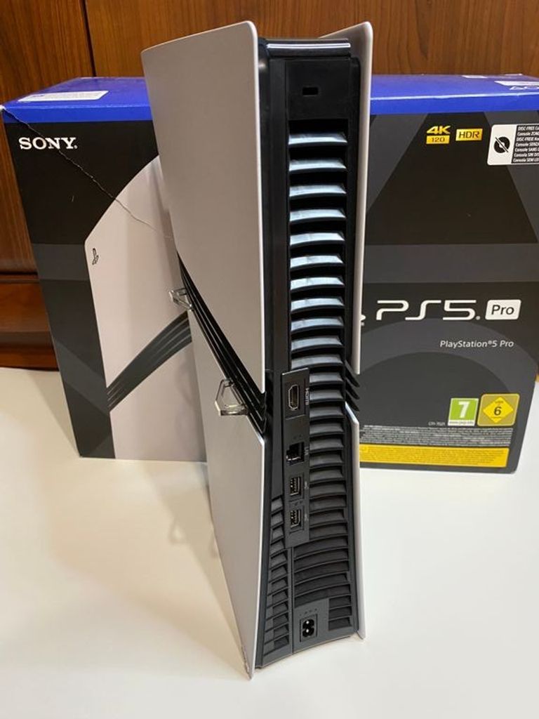 Дешево Sony Playstation 5 Pro 2TB з ломбарду