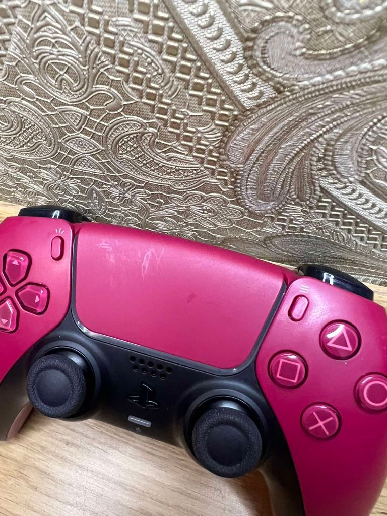 Объявление Sony DualSense Cosmic Red (9828297) Б/У