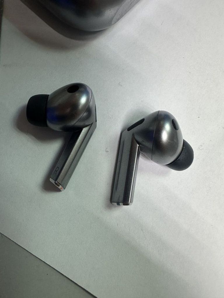 Оголошення Samsung galaxy buds3 pro Б/У