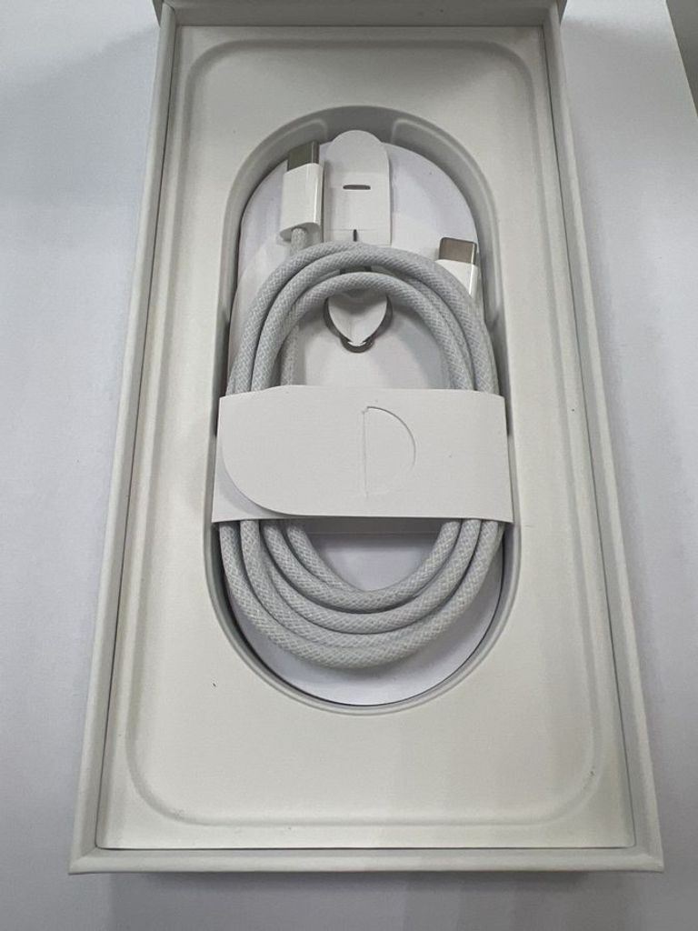 Оголошення Apple iphone 16 pro max 256gb Б/У