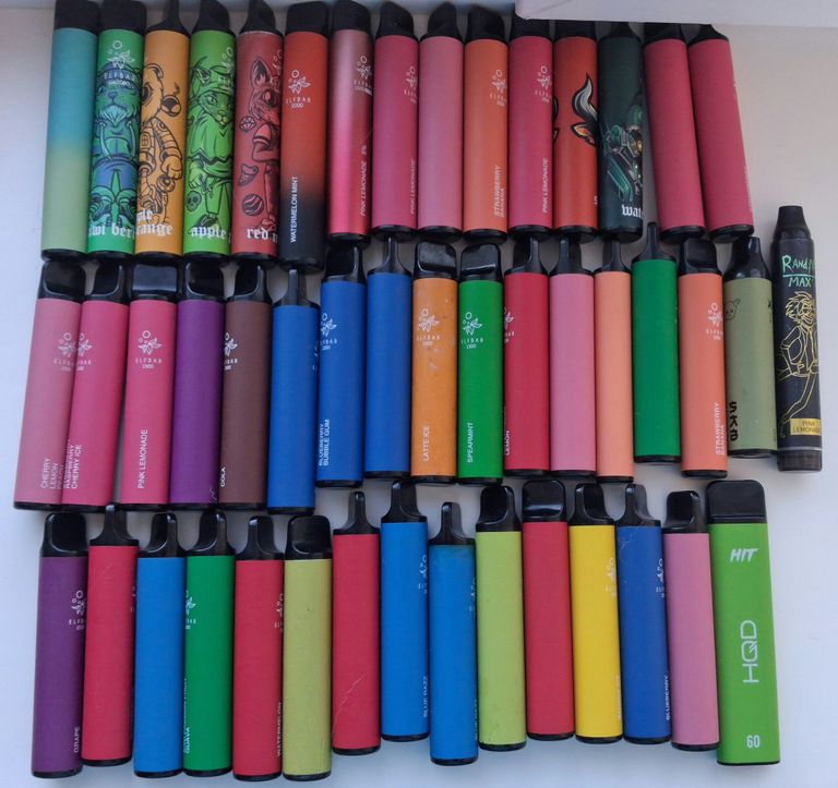 Купити Одноразові та заряджувані Поди Б/У