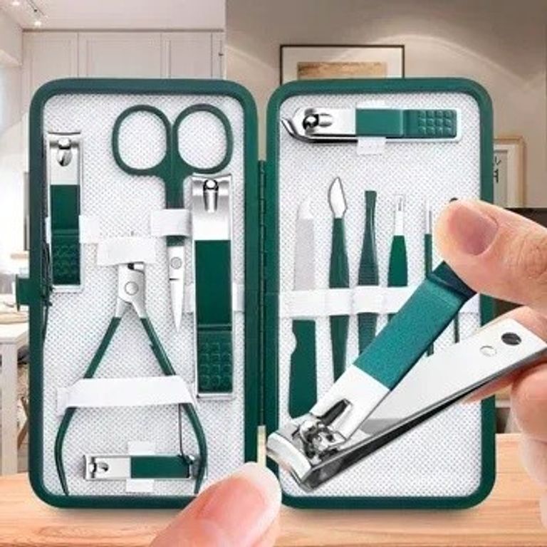 Купити Manicure set 12в1 Б/У
