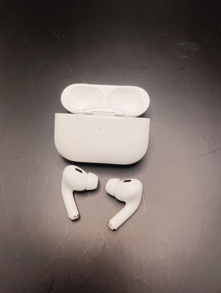 Купити Apple airpods pro 2nd generation Б/У