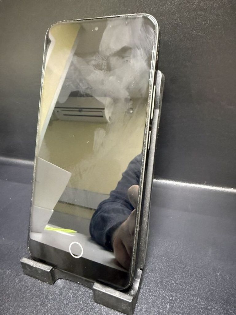 Дешево Xiaomi 15T Pro 12/256GB Titan Gray з ломбарду