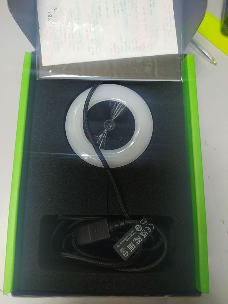 Купити Razer kiyo rz19-02320100-r3m1 Б/У