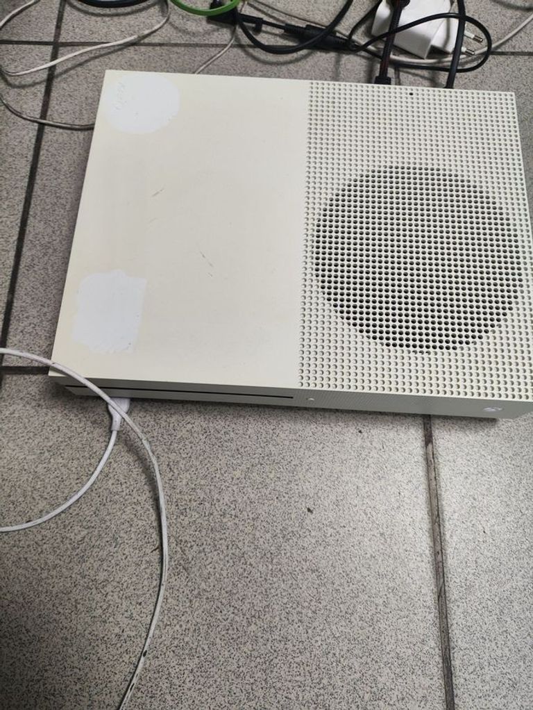 Оголошення Microsoft Xbox One S 1TB Б/У