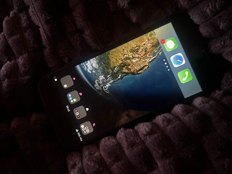 Apple iPhone 8 Plus 64GB PRODUCT RED (MRT72) Код:null. Зображення 4