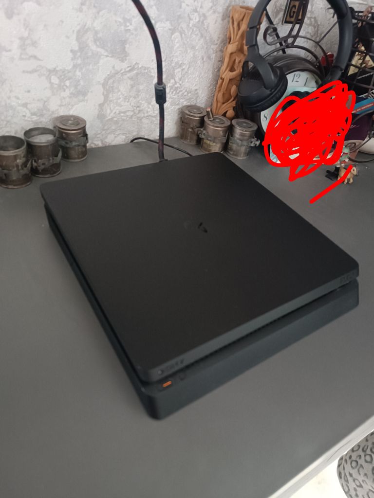 Купити Sony Playstation 4 Slim 500GB + Red Dead Redemption 2 Б/У