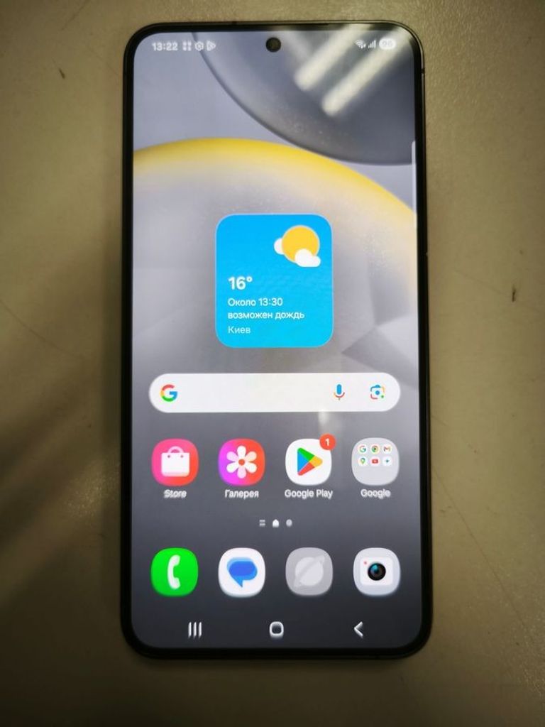Купить Samsung galaxy s24 8/256gb Б/У