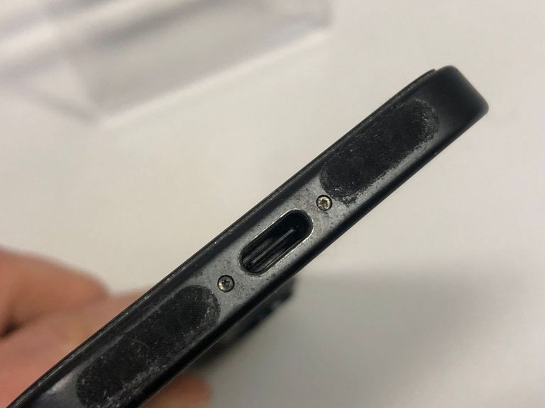 Розпродаж Apple iPhone 16 256GB eSIM Black (MYAX3), продавець Техноскарб