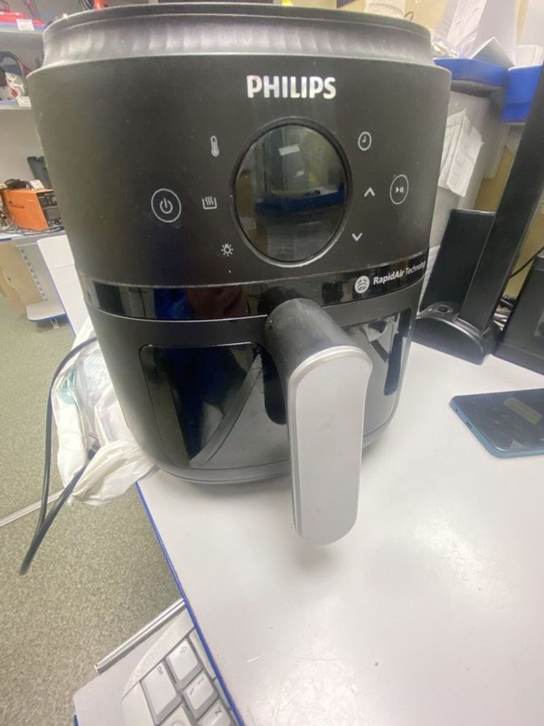 Дешиво Philips NA221/00 с ломбарда