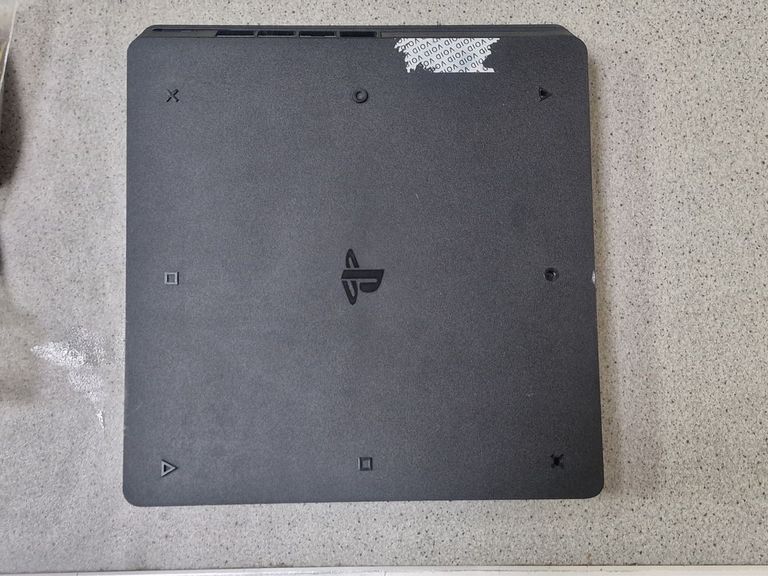 Дешево Sony playstation 4 slim 500gb з ломбарду