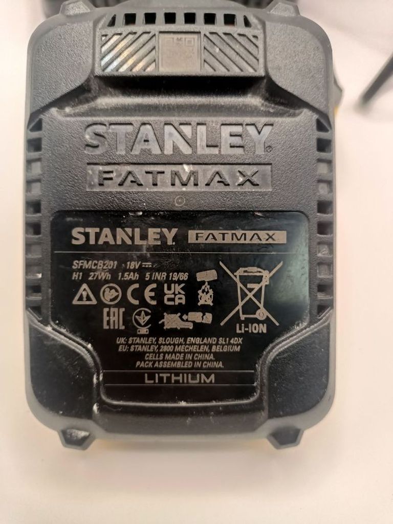 Дешево Stanley SFMCD711D22 з ломбарду