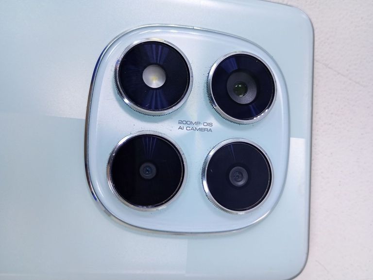 Xiaomi redmi note 14 pro+ 5g 8/256gb Код:01-200920714. Изображение 12