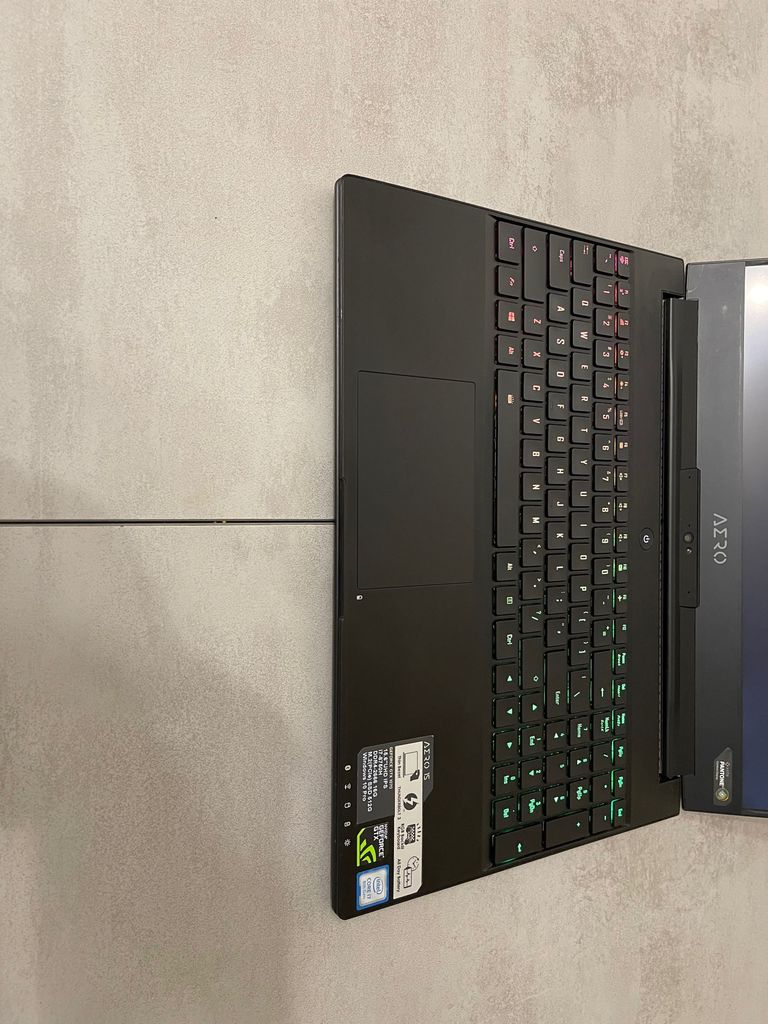 Gigabyte Aero 15XV8, 15,6" 4K IPS, i7-8750H, 16GB, 512GB, nVidia GeForce GTX 1070 8GB Код:null. Зображення 4