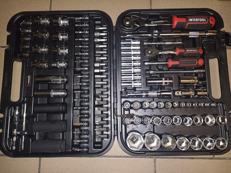 Дешиво Intertool ET-8111 с ломбарда