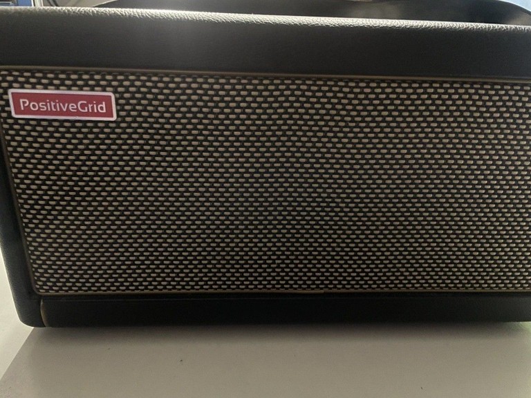 Дешиво Positive grid Spark 40 PW с ломбарда