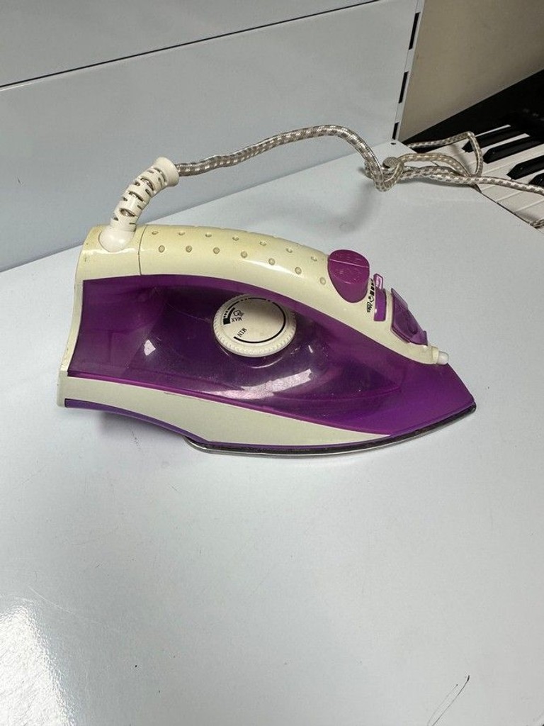 Оголошення Saturn st-cc7142 Б/У