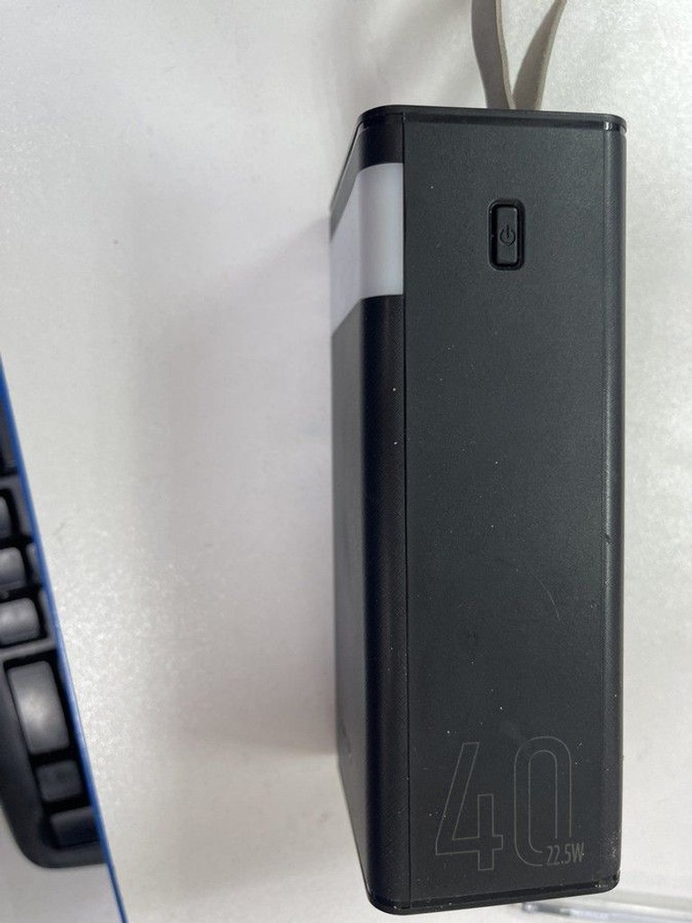 Купить Hoco j86 40000mah 22.5w Б/У