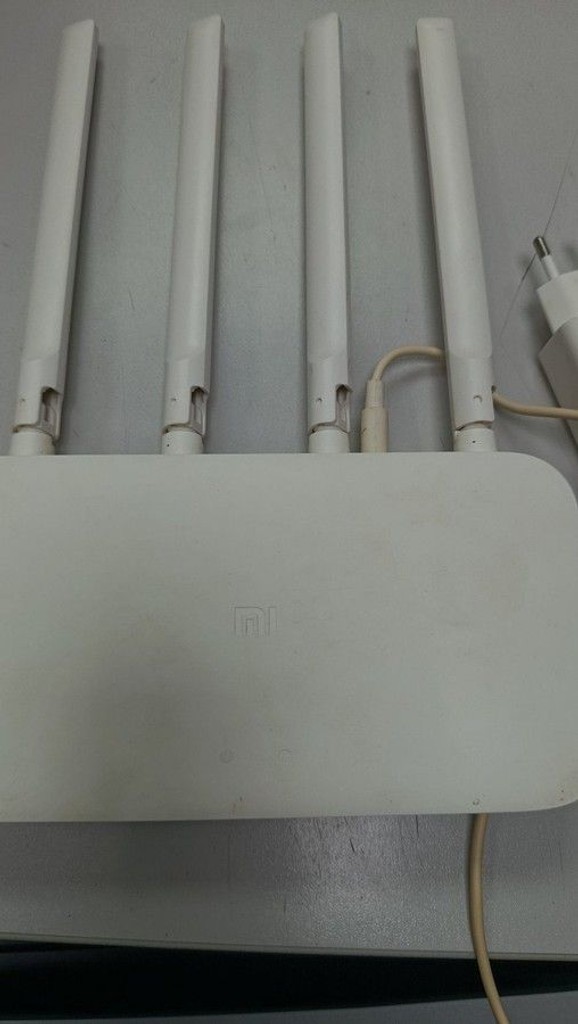 Купить Xiaomi mi wifi router 4c global Б/У