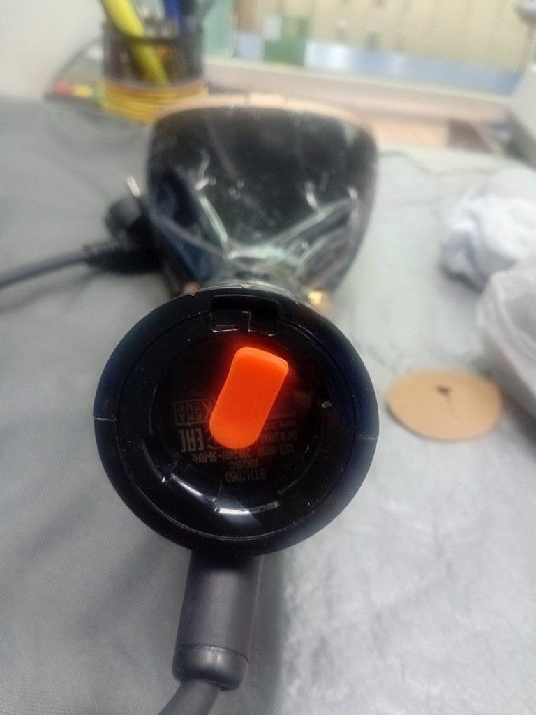 Дешиво Philips 7000 Series STH7060/80 с ломбарда