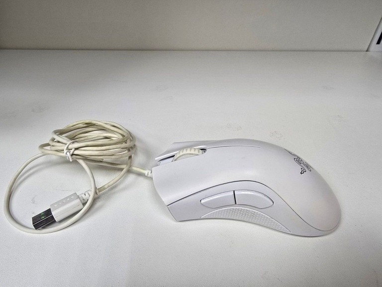 Купити Razer deathadder essential Б/У