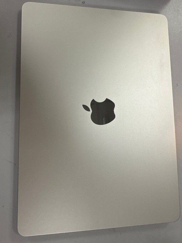 Apple macbook air 13.6/ m2 / ram 16gb/ ssd 256gb/ gpu 8 core Код:01-201021463. Зображення 5