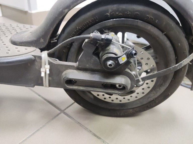 Оголошення Xiaomi Mi Electric Scooter Essential Black Б/У