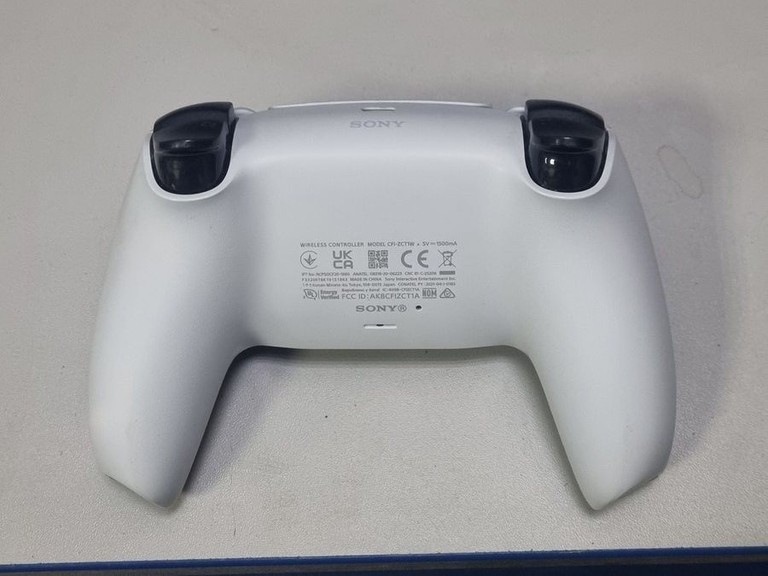 Sony PlayStation 5 825GB Код:01-201065620. Зображення 6