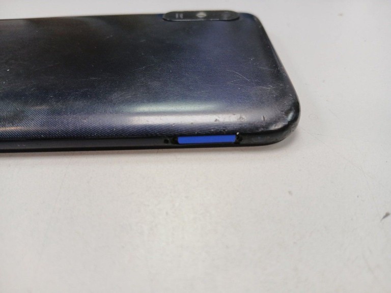 Дешиво Xiaomi redmi 9a 2/32gb с ломбарда