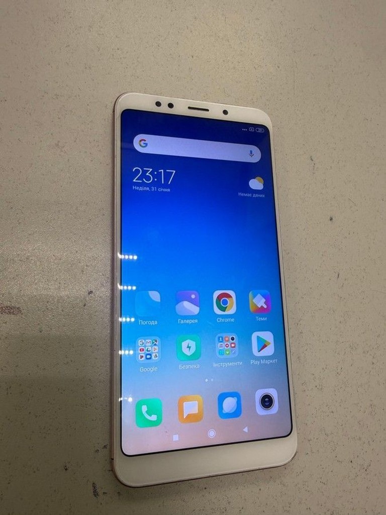 Купити Xiaomi redmi 5 plus 4/64gb Б/У