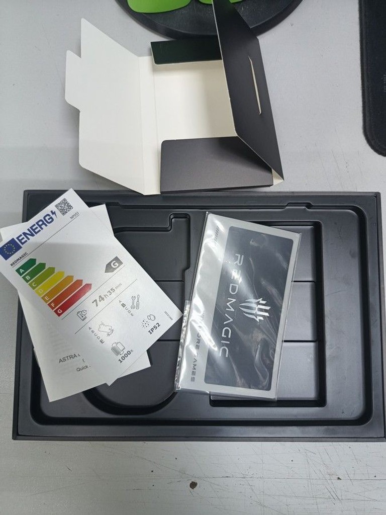 Zte REDMAGIC Astra Gaming Tablet 24/1TB Black Код:01-201086013. Зображення 6