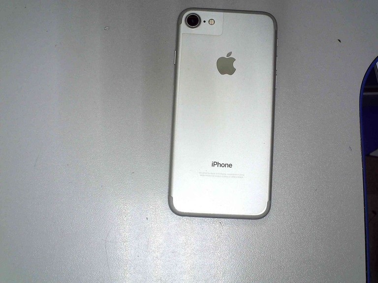 Купити Apple iphone 7 128gb Б/У