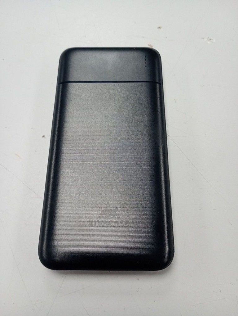 Купити Rivacase VA2031 10000mAh Black Б/У