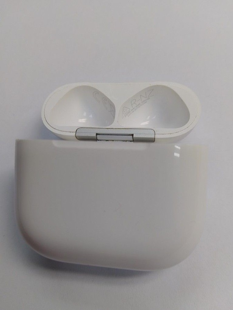Оголошення Apple airpods 4 Б/У