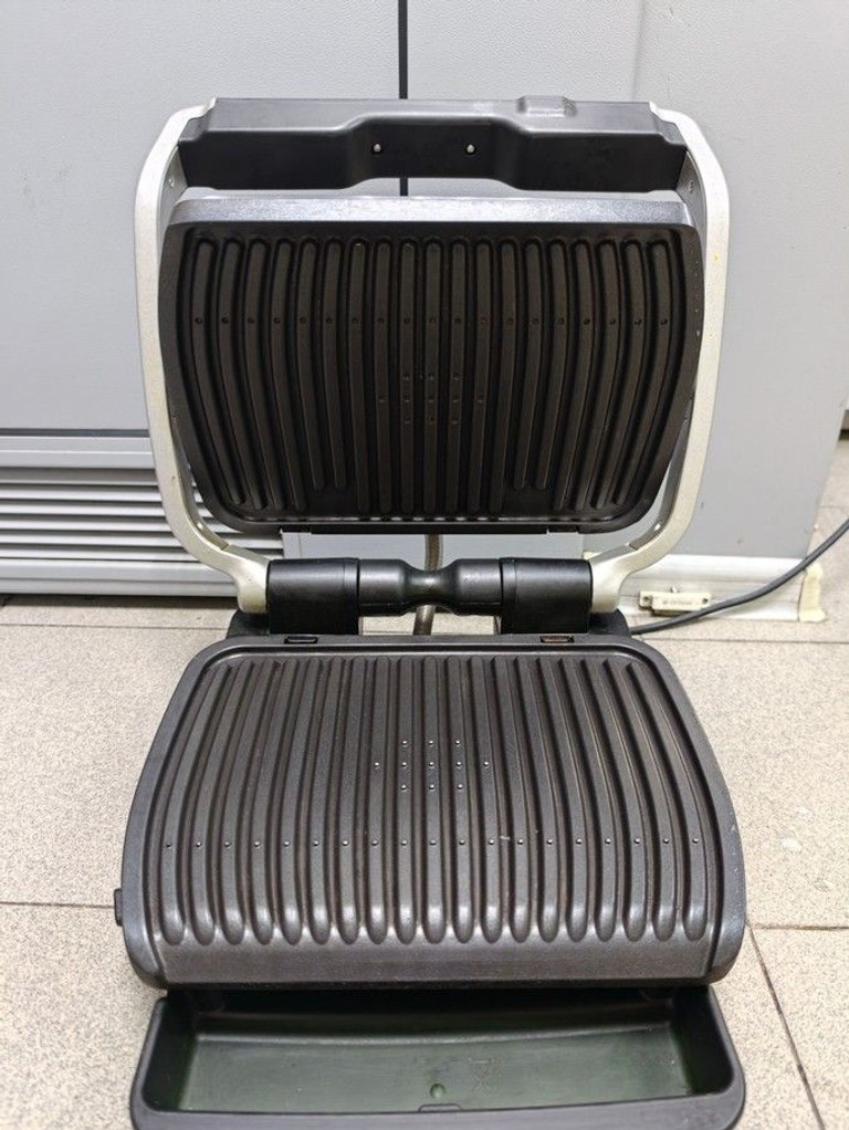 Дешиво Tefal OptiGrill Elite GC750D30 с ломбарда