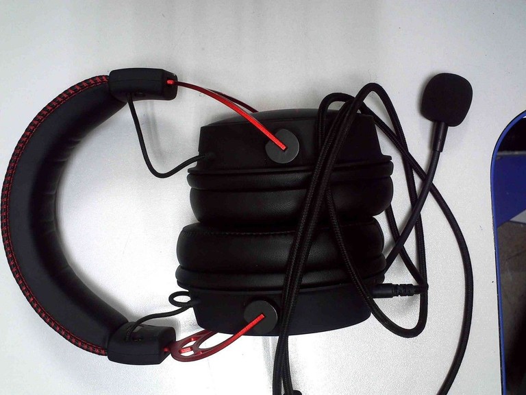 Оголошення Hyperx cloud alpha Б/У