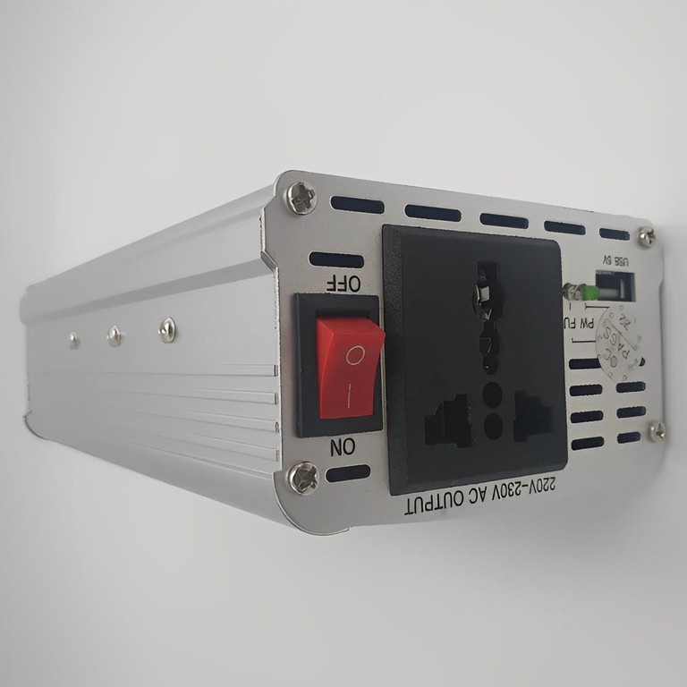 Дешево Power Inverter 12-220В 1500Вт з USB виходом 12V на 220V 1500W з ломбарду