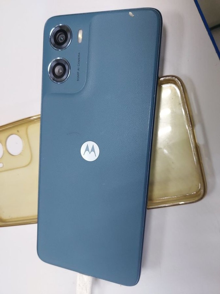 Купить Motorola moto g06 power 4/256gb Б/У